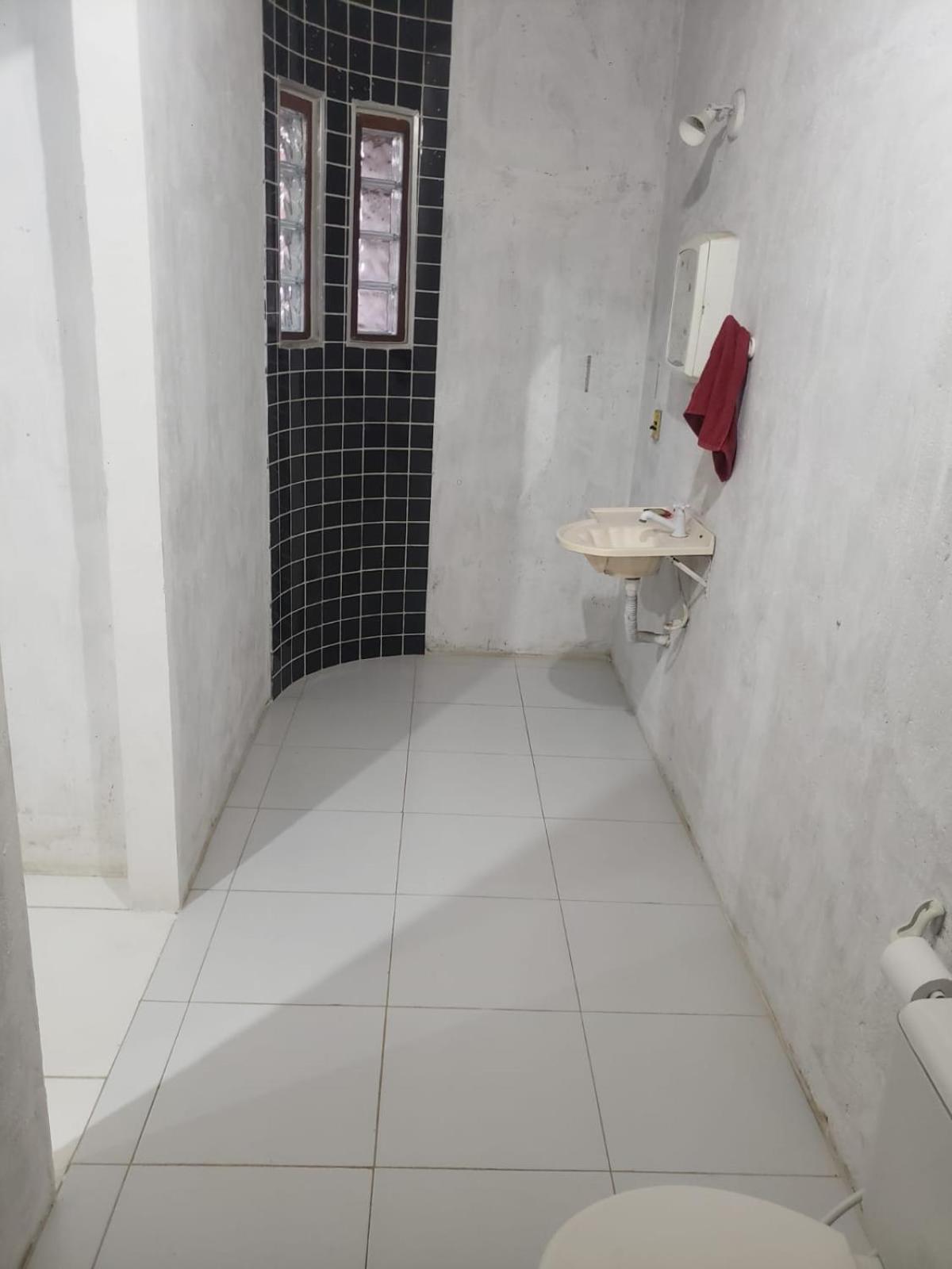 Quartos Em Casa Com Piscina E Churrasqueira