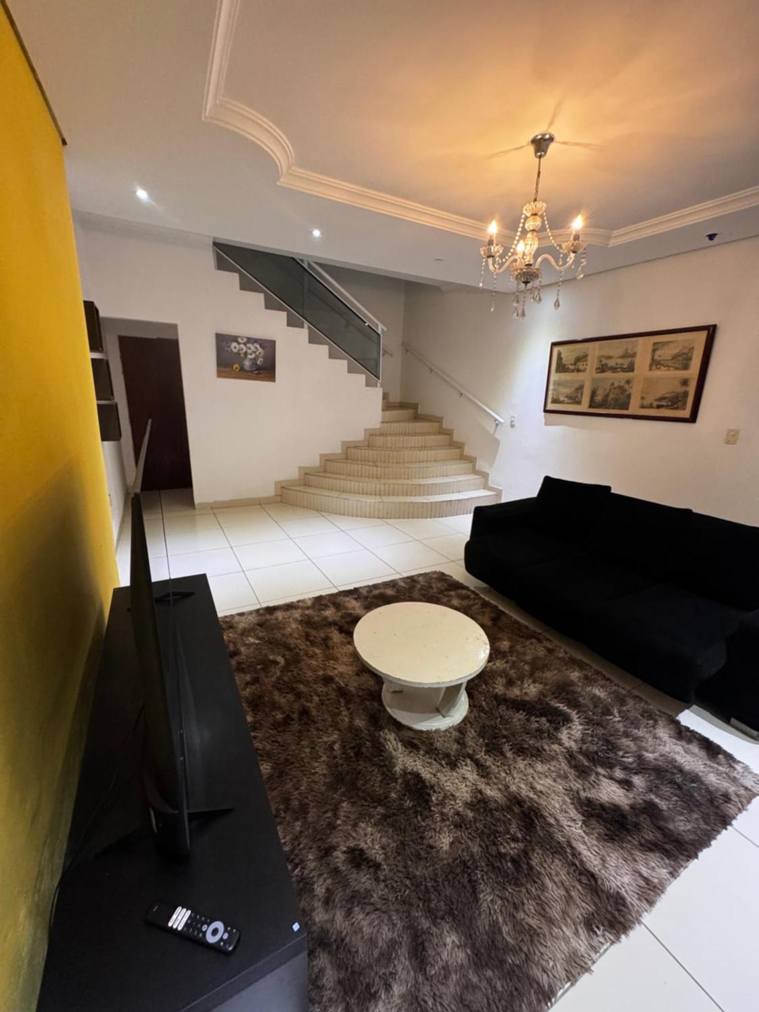 Quartos Em Casa Com Piscina E Churrasqueira Hospedagem domiciliar