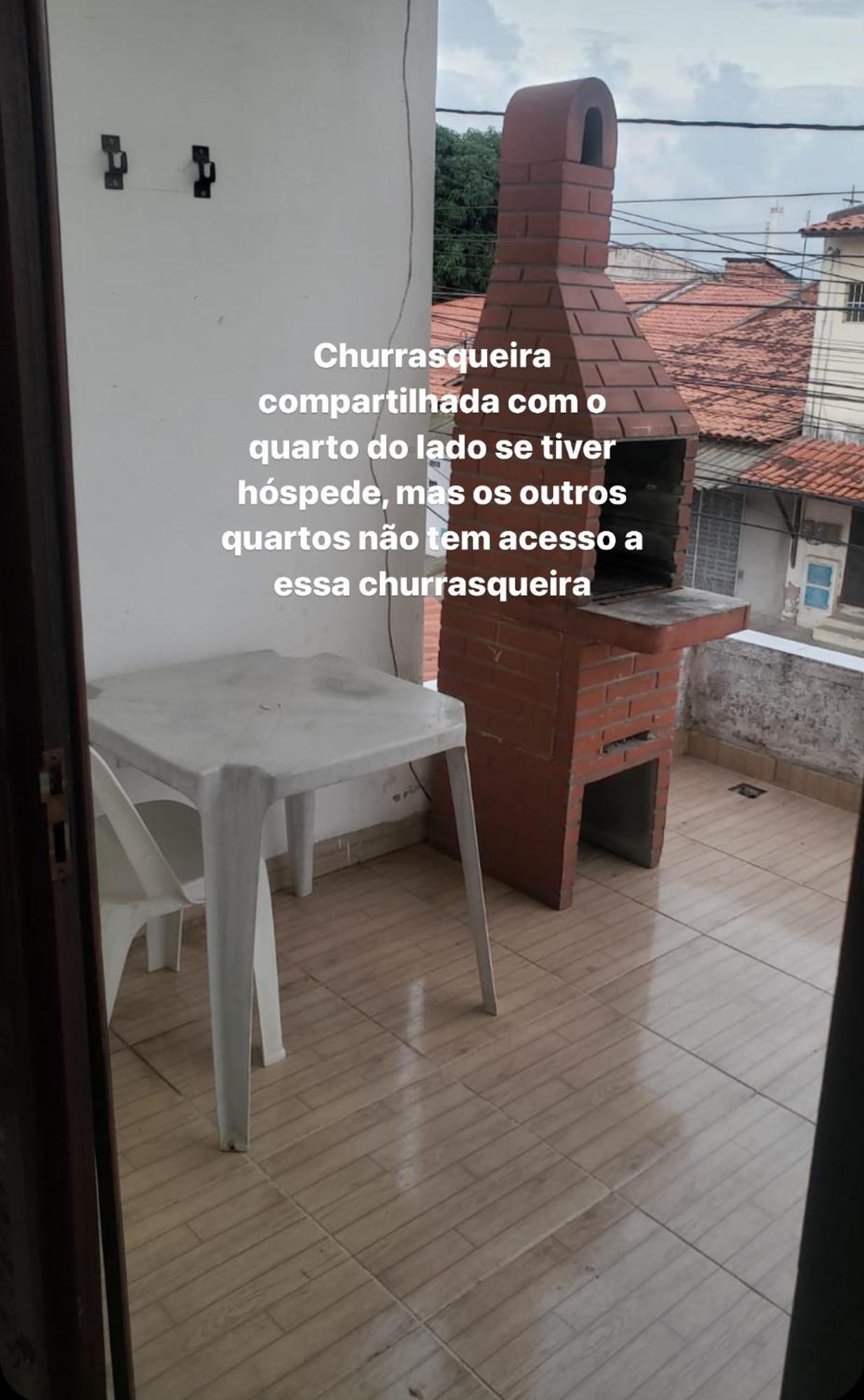 Quartos Em Casa Com Piscina E Churrasqueira *