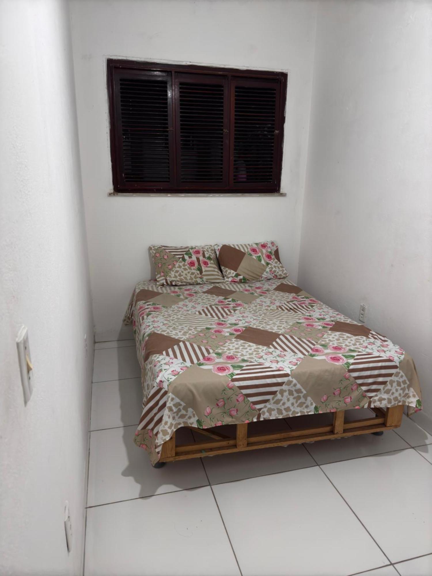 Hospedagem domiciliar Quartos Em Casa Com Piscina E Churrasqueira *