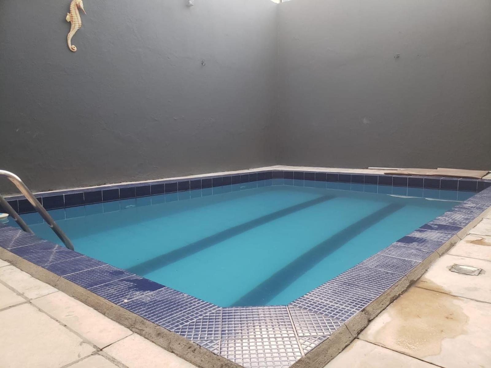 Quartos Em Casa Com Piscina E Churrasqueira * Fortaleza (Ceara)