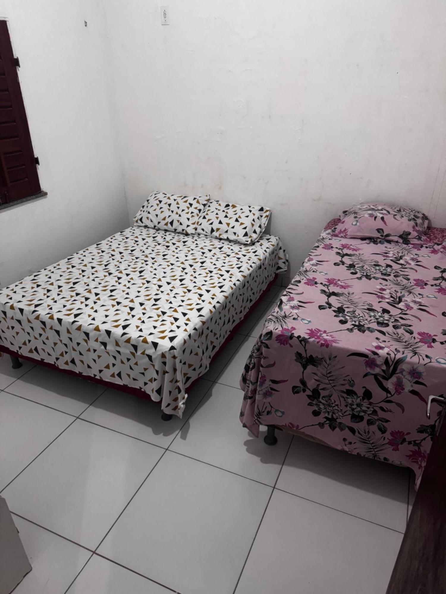 Quartos Em Casa Com Piscina E Churrasqueira Hospedagem domiciliar