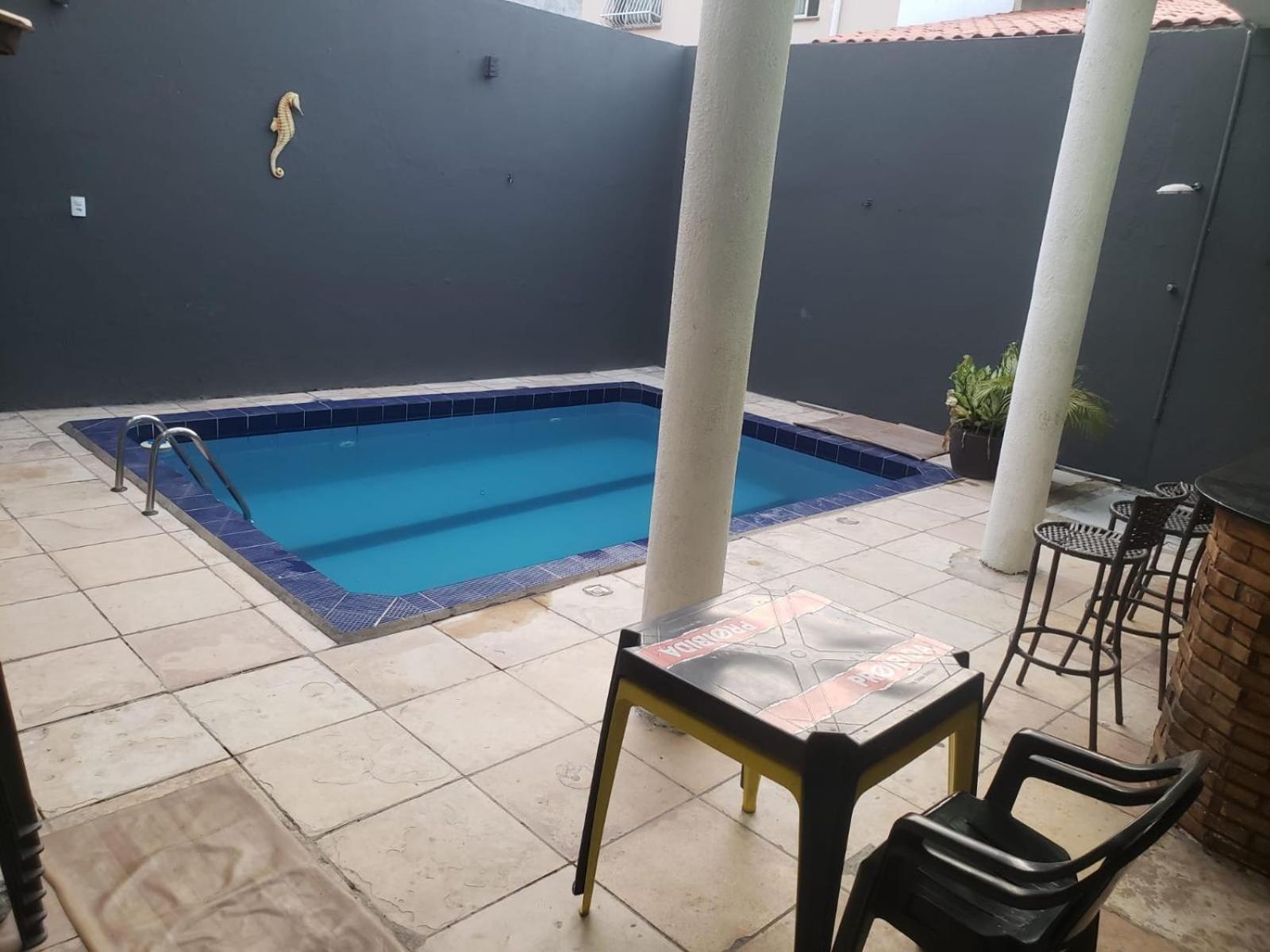 Quartos Em Casa Com Piscina E Churrasqueira * Fortaleza (Ceara)