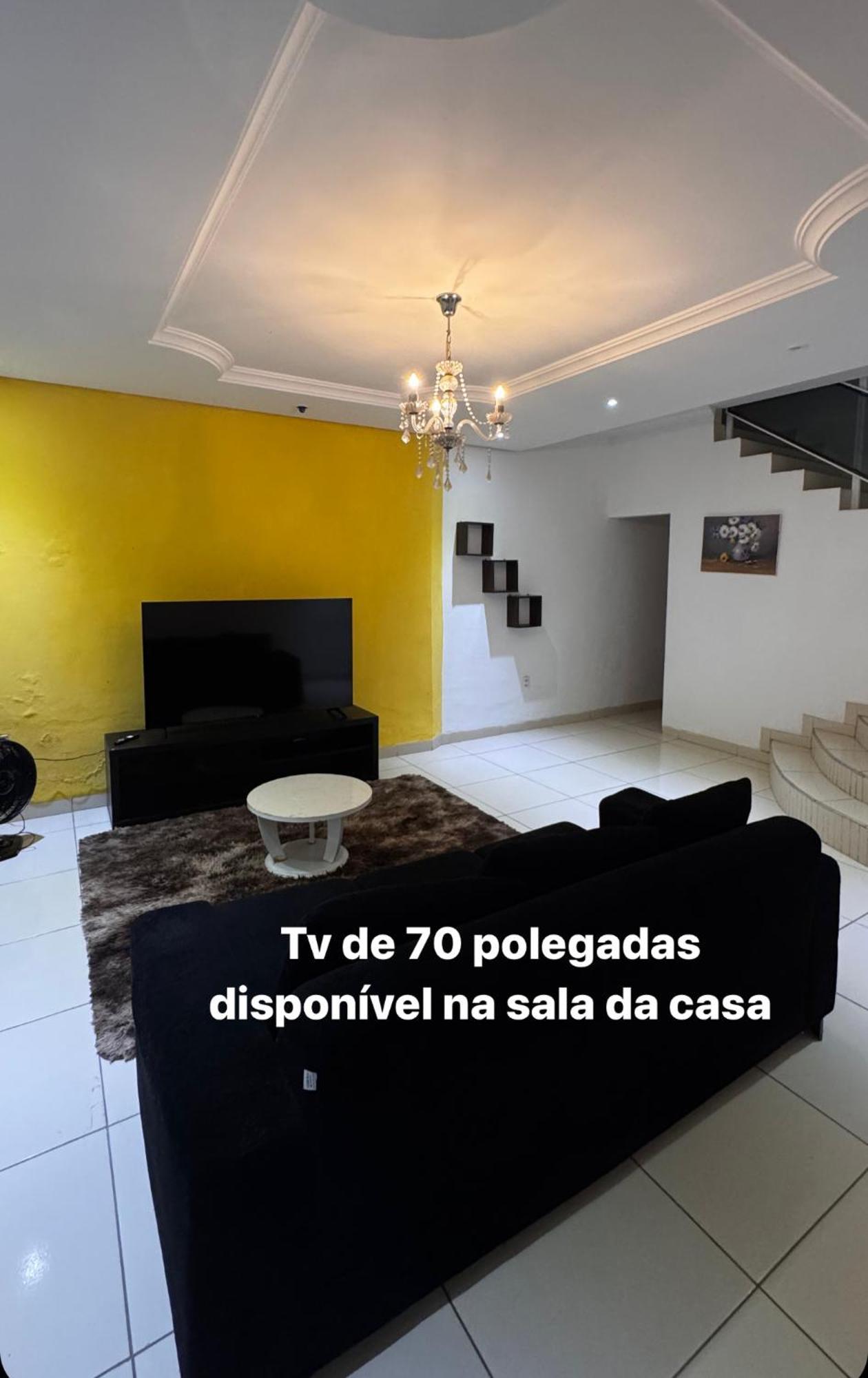 Quartos Em Casa Com Piscina E Churrasqueira *